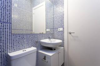 Bright & Spacious Family Flat in Central Barcelona - Barcelona - 0