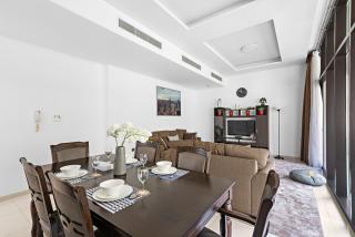 StoneTree - Pelham Villa 3 BR - Damac Hills - Dubai - 3