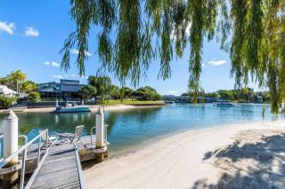 Waterfront Home - Jetty, inground pool - 7