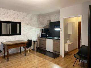 Adorable studio avec un parking prive - Strasburgo - 3