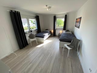 Modern Flat with Garden & Terrace near Coburg - Ebersdorf bei Coburg - 6