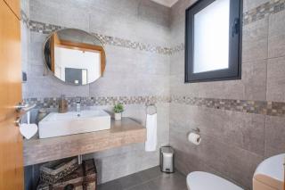 Yuri Big House - Ribeira Brava - 5