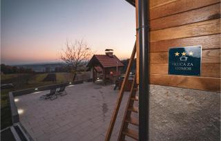 Awesome Home In Jastrebarsko - Jastrebarsko - 8