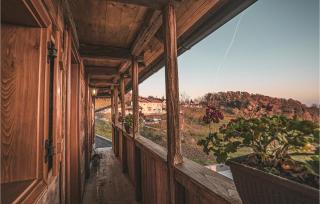 Awesome Home In Jastrebarsko - Jastrebarsko - 5