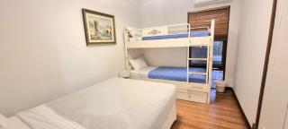 River Front Luxury Home in Maylands - 4