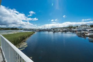 Weathervane Inn - Montague - 5