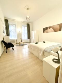 White Apartment near the famous New York Café - Budapest - 6