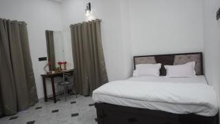 The Family Home Stay - 5