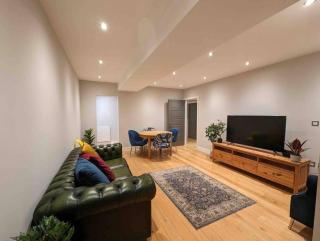 Elegant Central Brentwood Flat - Brentwood - 0