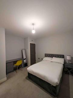 Elegant Central Brentwood Flat - Brentwood - 3