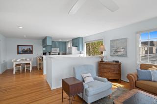 Stunning Beach Home - Steps to the Bay,Beach, &Boardwalk w Grill & Patios - San Diego - 3