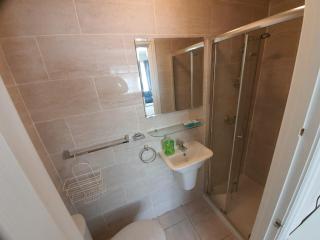 Eastwood Rooms - Goodmayes - 3