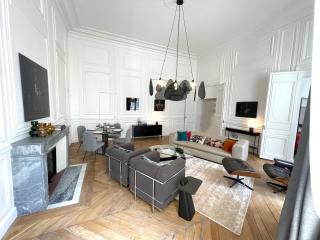 Appartement Charles Le Brun, Face au Château de Versailles, avec parking privé - 2