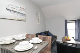 Self Contained Apartment at Country Pub Restaurant - Pass the Keys - 7