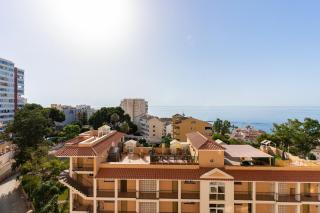 NAC8 - Bonito apartamento con vistas al mar 2 dormitorios, Wifi, 3 Piscinas, Playa a 250 metros - Benalmádena - 3