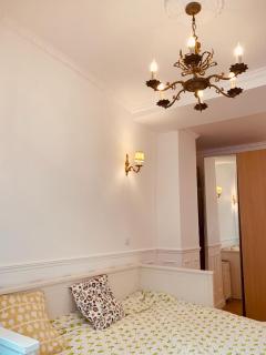 Parisian style Appartment Private room with Shared bathroom near Bastille and Gare de Lyon - París - 7