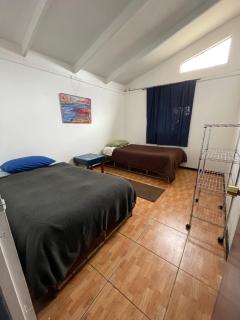 Rapa Nui Surf Camp/ Habitación Twin - Hanga Roa - 2