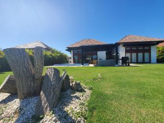 Espectacular Villa Tropical de 2 hab/ con Piscina Privada y BBQ - Punta Cana - 0