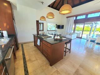 Espectacular Villa Tropical de 2 hab/ con Piscina Privada y BBQ - Punta Cana - 4