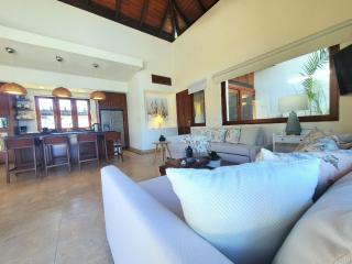 Espectacular Villa Tropical de 2 hab/ con Piscina Privada y BBQ - Punta Cana - 1