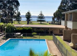 A beach apartment - Batehaven - 3