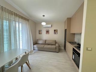 Skyline Panoramic Apartment - Tirana - 9