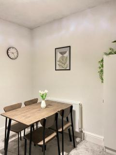 Kisobi Home Bedroom 1 - 8