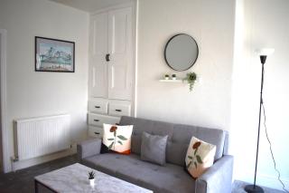 Kisobi Home Bedroom 2 - Hull - 7