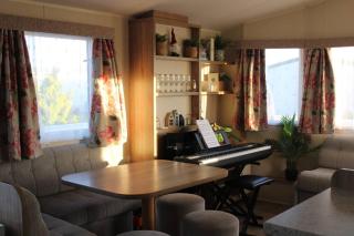 Cosy 3 Bedroom Beachfront Getaway in Mersea - West Mersea - 7