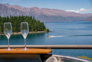 2-bedroom Penthouse Apartment with Spa - The Beacon 1004 - Queenstown - 0