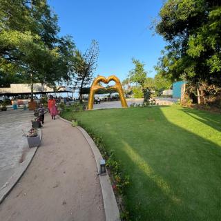 Mikocheni Retreat - Ensuite Rooms, Pool, Gym & Near the Beach - Dar es Salaam - 7