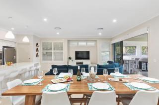 Coastal Palms Escape - Your Ideal Family Getaway - Shellharbour - 3
