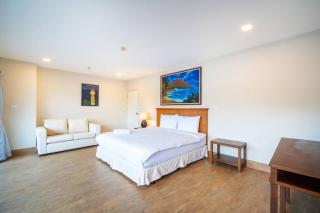 Patong Tower Deluxe Seaview 2BR-1901 - Patong Beach - 4