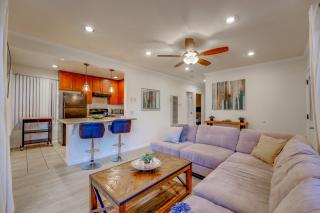 WindnSea Beach Perfection - Walk2Beach, Pet Friendly & Parking - San Diego - 2