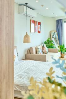 The Sóng Infinity Pool Seaside Apartment - 1