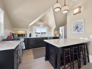 Kennebeck Views - Ocean View, Roof Patio, Steps to Beach & Boardwalk - San Diego - 4