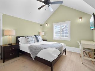 Kennebeck Views - Ocean View, Roof Patio, Steps to Beach & Boardwalk - San Diego - 1