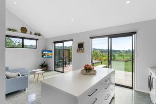 Barn 944 - Big Omaha Holiday Home - Matakana - 4