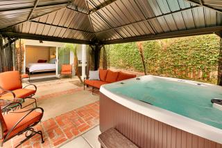 Shores Perfection - Spa, AC, Pet Friendly, Parking, Fire Pit & Massive Private Yard! - San Diego - 9