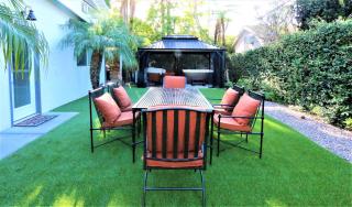 Shores Perfection - Spa, AC, Pet Friendly, Parking, Fire Pit & Massive Private Yard! - 4