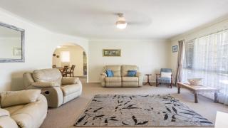 Tide Change - Pet Friendly - Yamba - 9