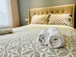 PORT TWINS SUITES No1 - Piraeus - 7