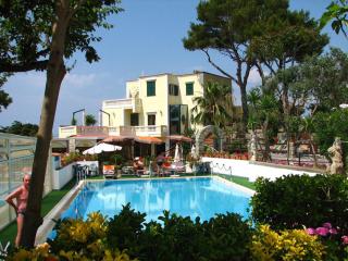Albergo Villa Hibiscus - Ischia - 8