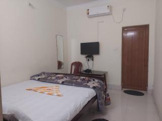 Rajlaxmi Resort - Pure Veg - Bolpur - 2