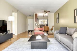 Burbank 2BR w BBQ Gym Pool nr TJ WF LAX-818 - 8