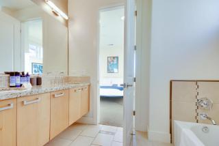 Menlo Park 3br w balcony garden nr shops SFO-1528 - 2