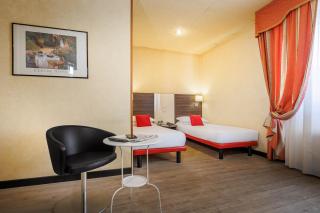 JR Hotels Bologna Amadeus - Bologna - 2