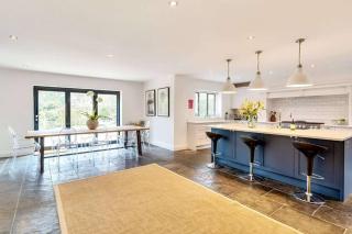 Ascot Elegance: 6Bed,Heated Pool, Private Grounds - 0
