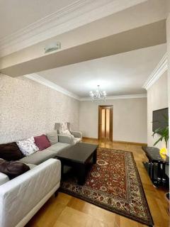 Sunny 2-Bedroom Flat in Yerevan. - 4