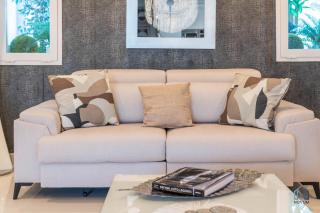 Newly Renovated 4 BDRM Villa w Pool in Top Location - Marbella - 3